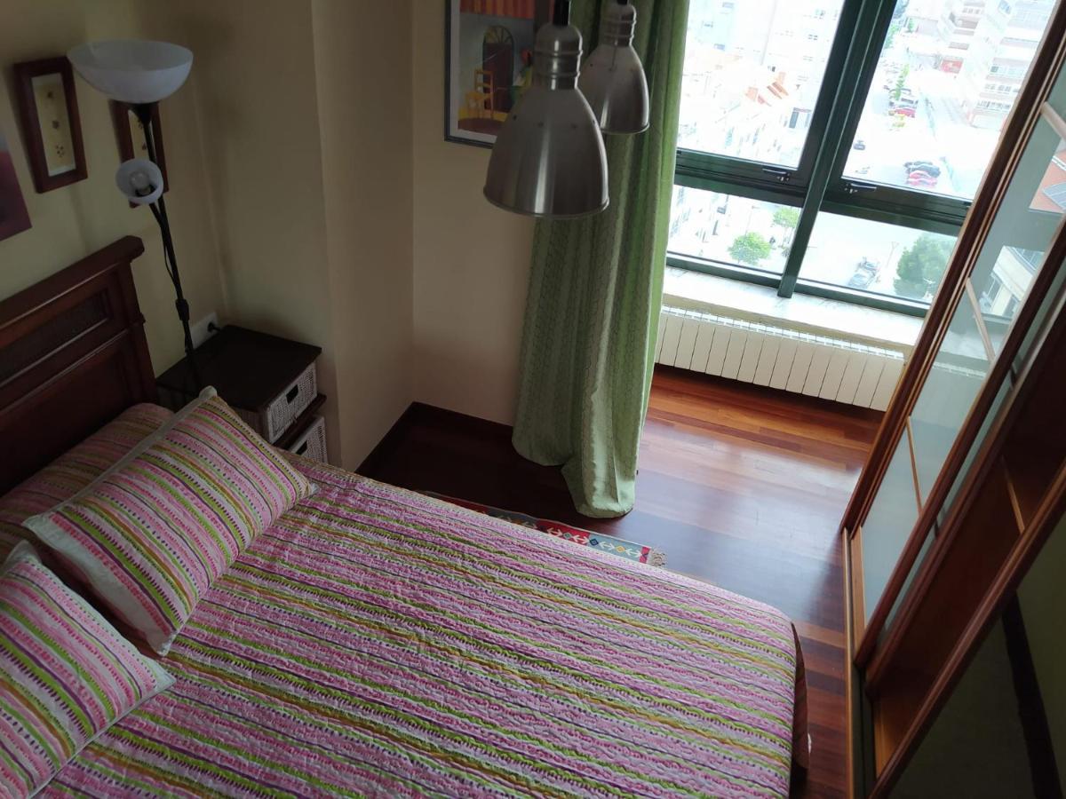 Appartamento Duplex Amplio,Parking Wifi, 2 Terrazas, Bien Conectado Con Playas, Zona Segura Vigo Esterno foto