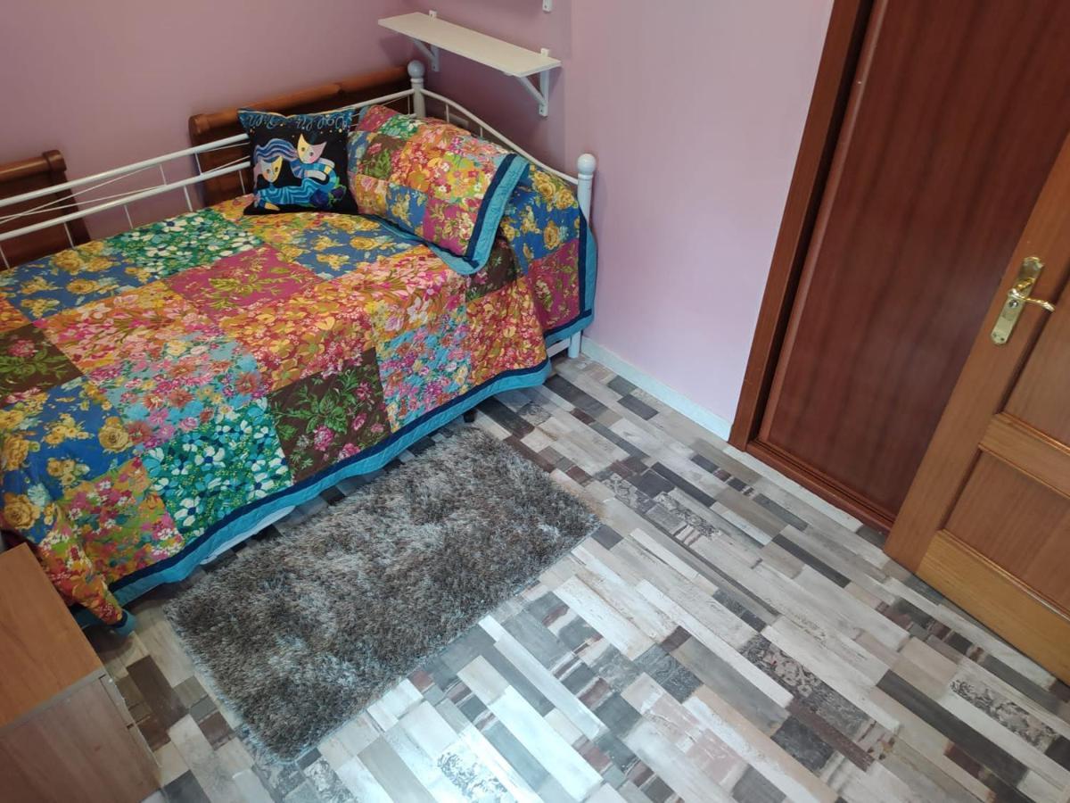 Appartamento Duplex Amplio,Parking Wifi, 2 Terrazas, Bien Conectado Con Playas, Zona Segura Vigo Esterno foto